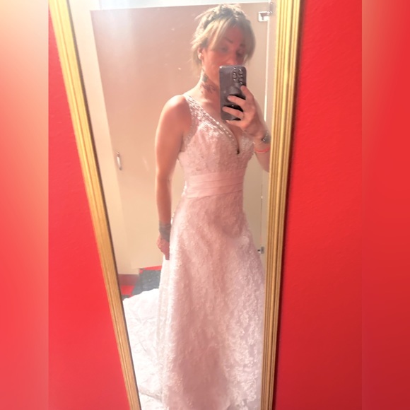 Alure Bridal Dresses Wedding Dress Usedin Good Condition Size 8